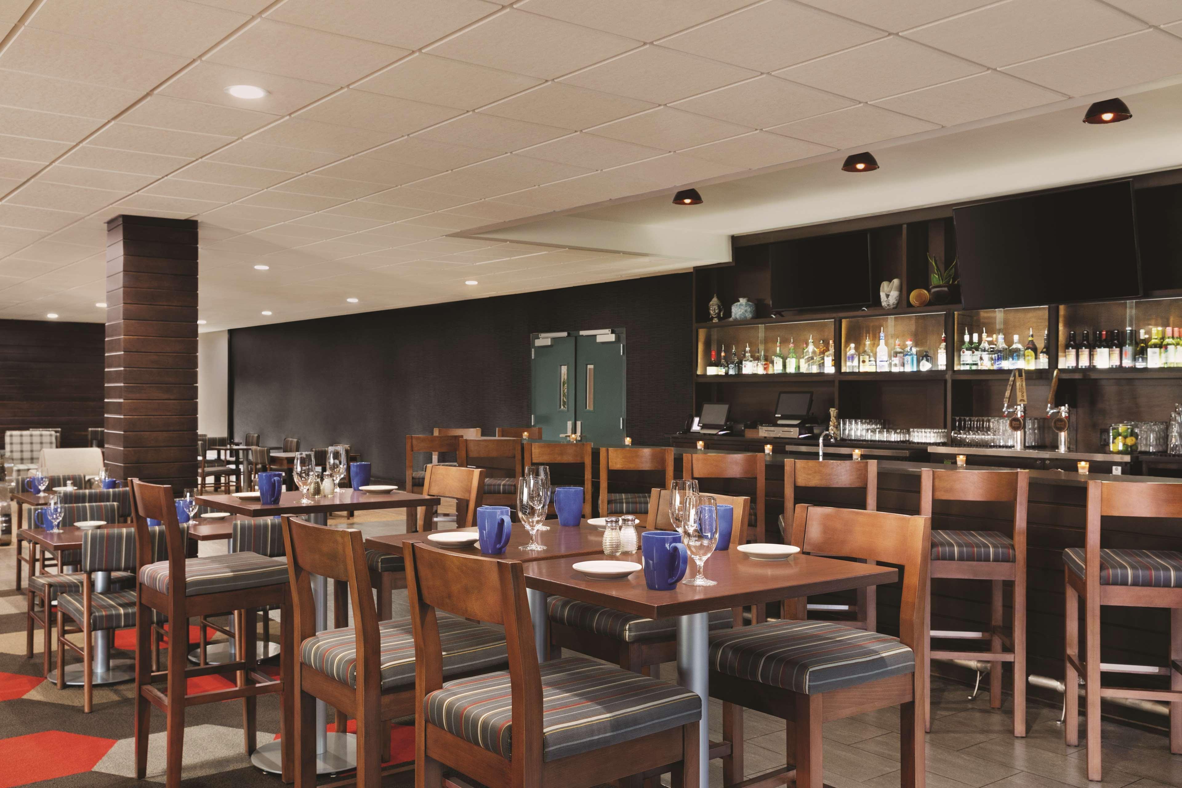Radisson Airport Hotel